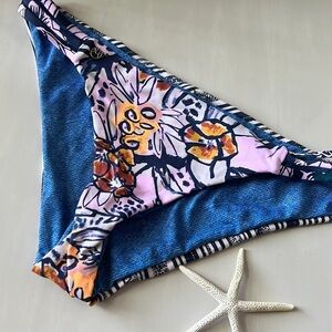 Maaji Reversible Bikini NWOT